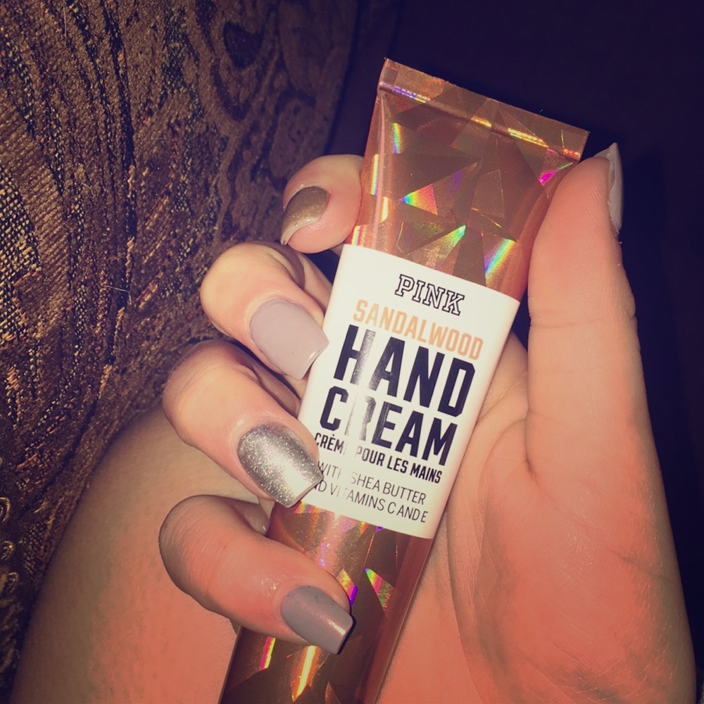 TRADED Pink hand cream